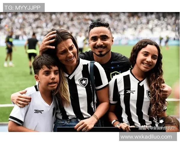 退役足球明星的传奇名字与他们的辉煌岁月回顾 退役足球明星的传奇名字与他们的辉煌岁月回顾