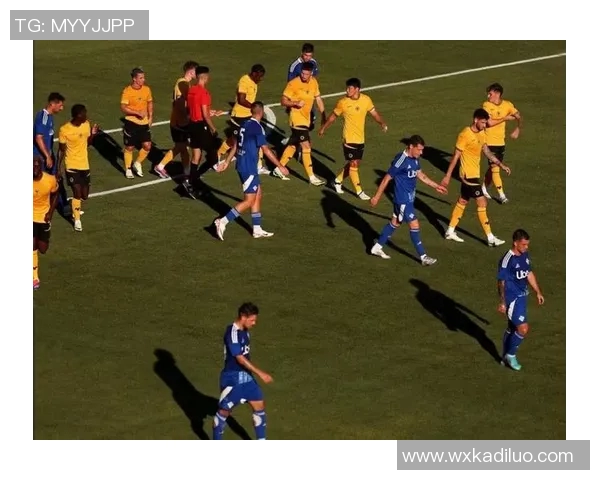 足球明星与成龙的精彩瞬间视频合集,尽显运动与武术的完美融合 足球明星与成龙的精彩瞬间视频合集,尽显运动与武术的完美融合